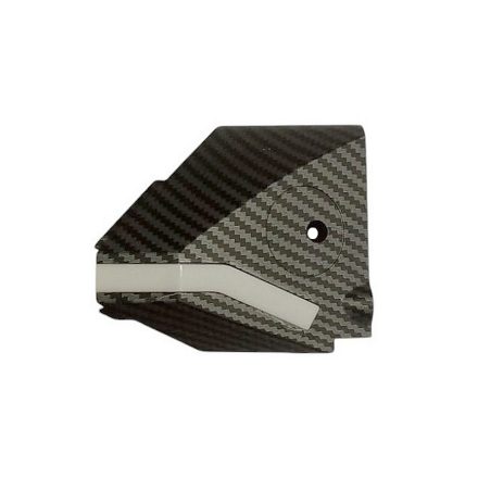 Přední levý nebo zadní pravý kryt deku (carbon) - FIGHTER MINI